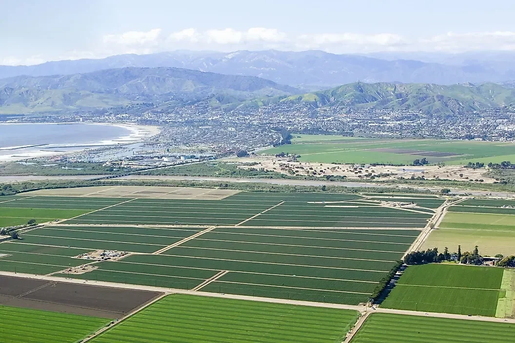 Commercial Roofing in El Rio-Del Norte, Oxnard, CA