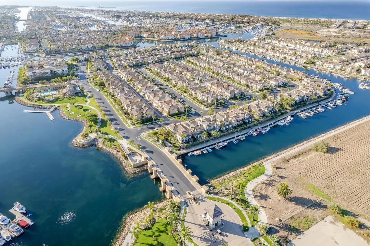 Commercial Roofing in Mandalay Bay, Oxnard, CA