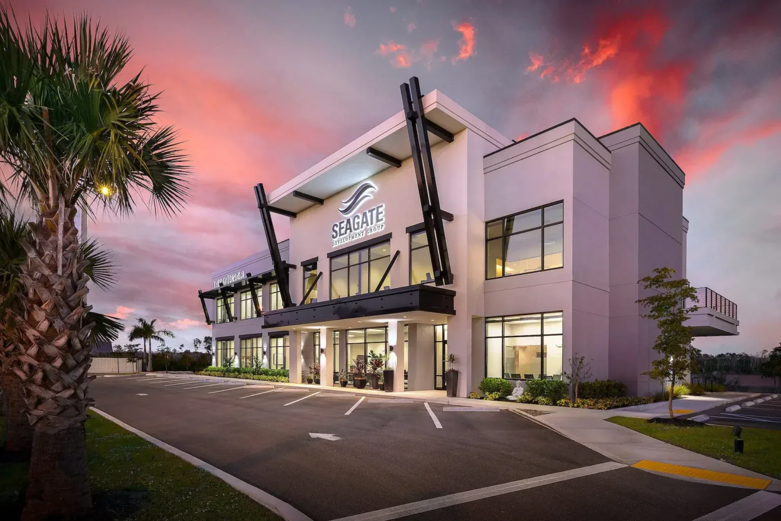 Commercial Roofing in Northfield-Seagate Business Park, Oxnard, CA