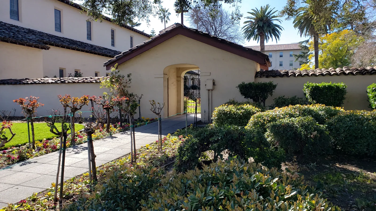 Commercial Roofing in Rose-Santa Clara Corridor, Oxnard, CA